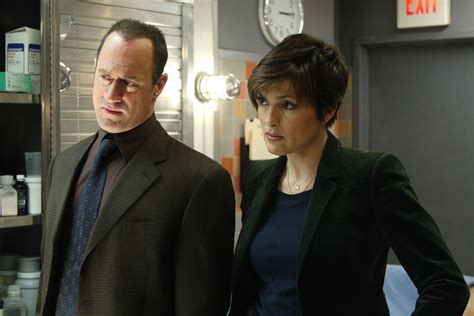 1 summary 2 plot 3 cast 3.1 main cast 3.2 recurring cast 3.3 guest cast 4 references 5 quotes 6 background information and notes 6.1 episode scene cards benson is taken hostage when she tries to stop a violent home invasion. Law & Order: Special Victims Unit: Harm Photo: 1488911 ...