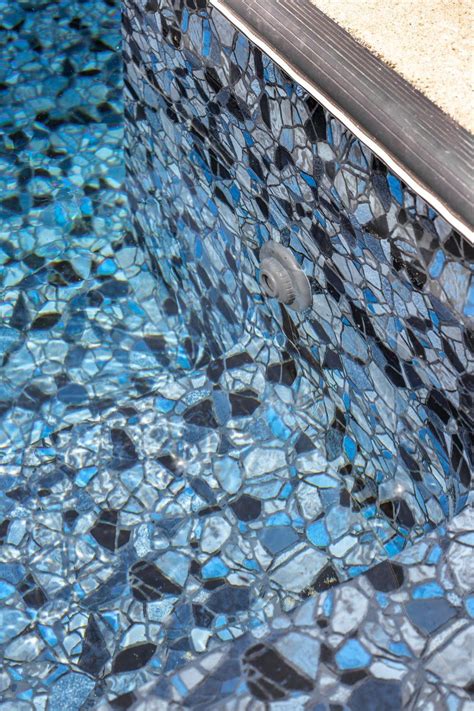 Swimming Pool Liner Makeover Reveal Swimming Pool Liners Pool Liner