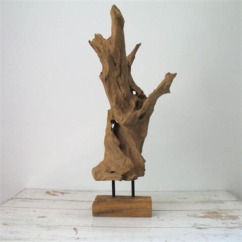 Driftwood Sculpture On Stand Lustres