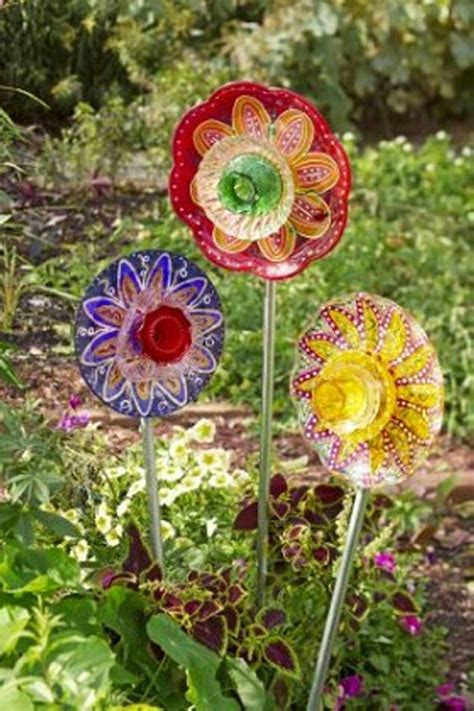 Garden Art Plate Flowers Upcycle Art