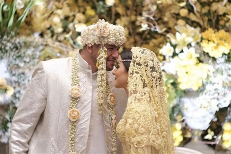 13 Potret Mewah Pernikahan Selebgram Tasya Farasya And Ahmad Assegaf