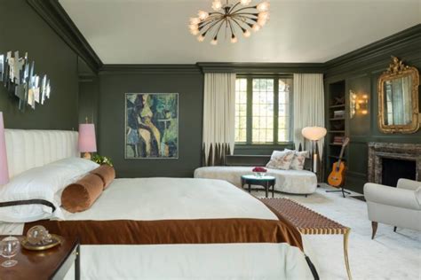 Viera's home is elegant and inviting, with. 21+ Elegant Master Bedroom Designs, Decorating Ideas ...