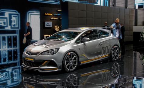 2014 Opel Astra Opc Extreme Photos And Info News Car And Driver