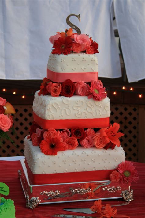 Wedding Cake In Red Orange And Coral 14 10 And 6 Tiers Leaving