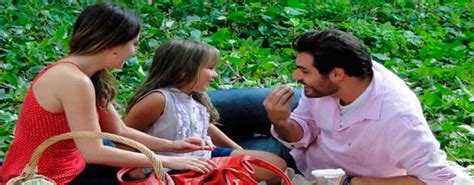 La vida sigue) es una telenovela de rede globo, escrita por lícia manzo y dirigida por jayme monjardim. Novela A Vida da Gente 05/01 - Lúcio Ajuda Ana a ...