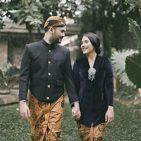 Jual Baju Couple Beskap Kebaya Set Jarik Blangkon Murah Adat Jawa Pakaian Hitam M Kota