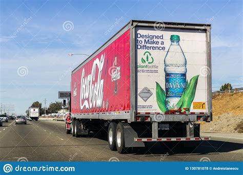 Die coca cola trucks waren in aalen, hier die besten video trotz das es geregnet hat wie aus kübeln. Coca Cola truck editorial stock photo. Image of california ...