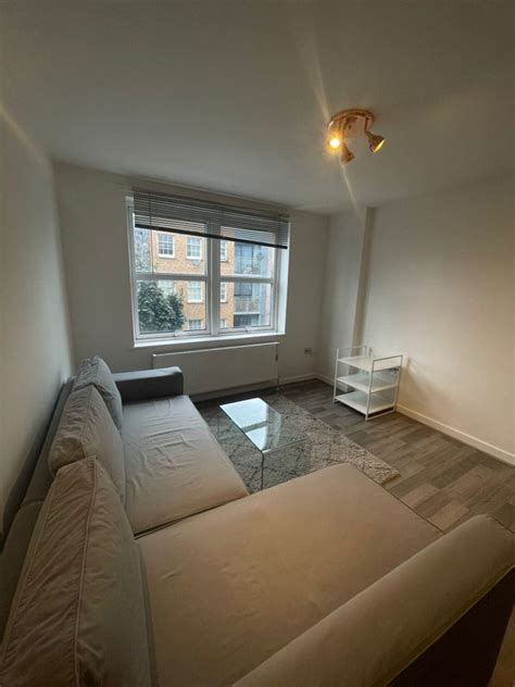 2 Bedrooms Flat To Rent Near Aldgate Room To Rent From Spareroom