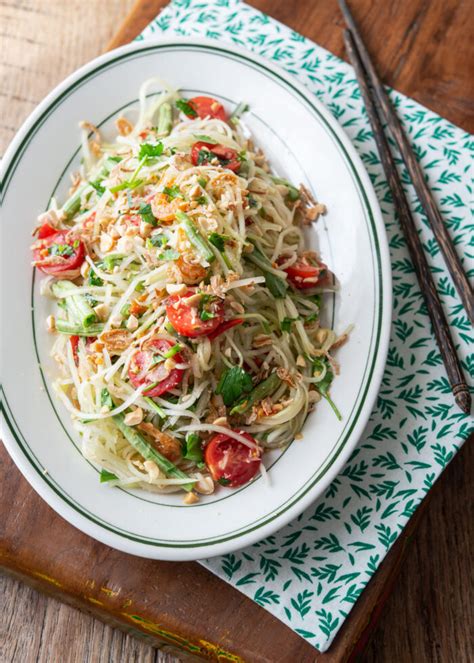 Classic Thai Green Papaya Salad Som Tam Beyond Kimchee