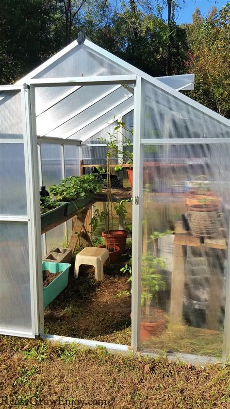 Small Greenhouse Garden Tips A Mini Greenhouses Beginners Guide