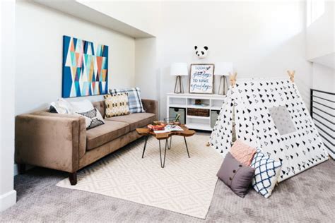 Brown Sofa Home Interior Natural Shades Bright Contrasting