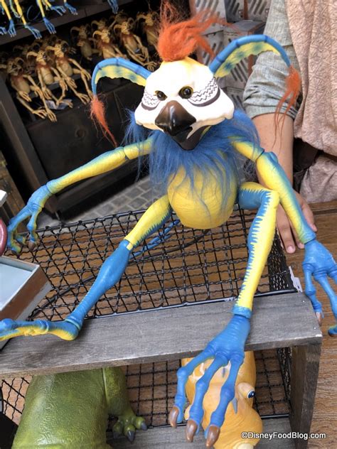 Read on to find 80 surnames or last names that start with 's'. See All the Creatures and Critters at the Creature Stall ...