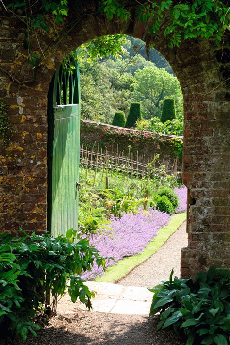 Why We Love A Secret Garden The Simple Things