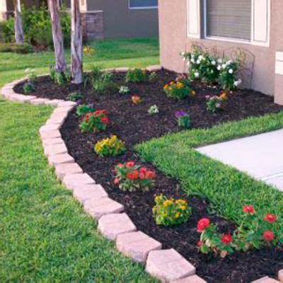 Landscaping: Lowes Front Yard | Easy backyard landscaping ... From plants to patios, from window boxes to water features, you can save money while designing an simple diy landscaping ideas.