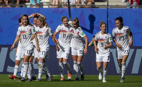 Die von geisterspielen geprägte saison ist vorbei. Fußball-WM der Frauen 2019: Deutschland erreicht das ...