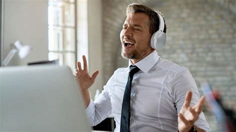 Does Listening To Music Boost Productivity The Wellness Corner