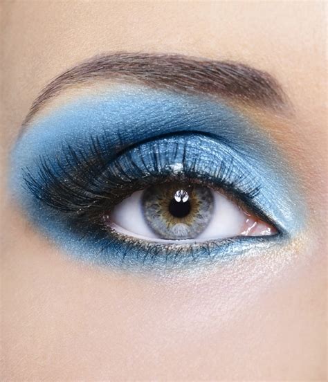 blue eyeshadow makeup 🐳 musely
