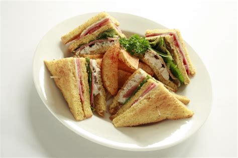 Clubhouse sandwich is the best tasting chicken sandwich on the mcdonald's menu. United Cuisine: Club House