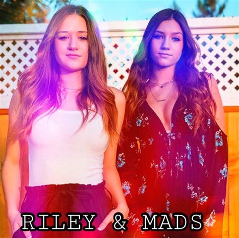 Riley And Mads Riley Mads Lewis Triplets Madison Riley Sisters Photoshoot I Love Justin Bieber