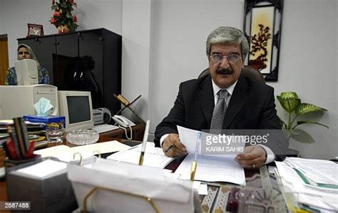Iraqs Minister Of Oil Photos And Premium High Res Pictures Getty Images