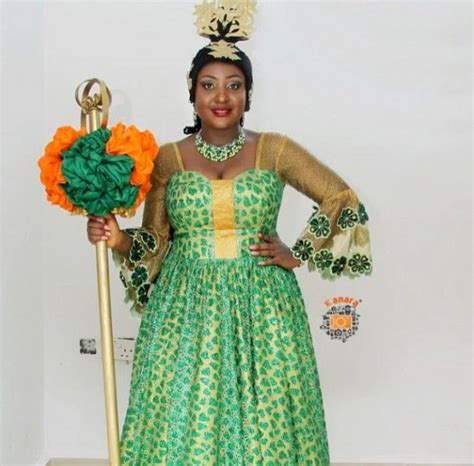 Beautiful Efik Brides In Their Costume Culture Nigeria Traditional Attire African