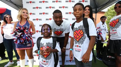 John Wall Hosts Dc Back To School Event Si Kids Sports News For