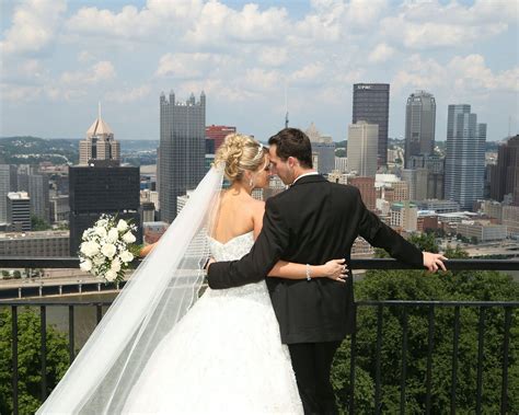 I'm a portrait and wedding photographer specializing in outdoor location photojournalistic style photography. Pittsburgh wedding photography on Mt Washington. | Pittsburgh wedding photography, Pittsburgh ...