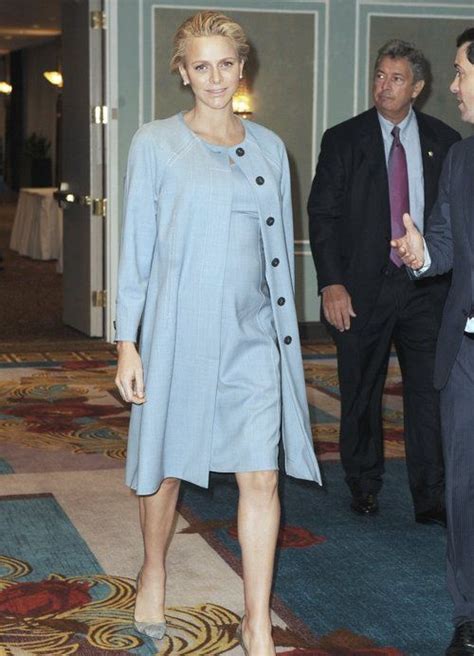 Princess Charlene In New York A Couple Of Days Ago Princesa Charlene Trajes Elegantes Mónaco