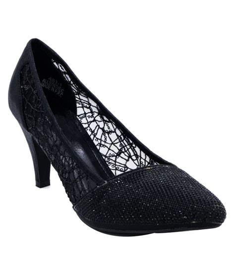 Belle Gambe Fashionable Black Ethnic Pumps Price In India Buy Belle