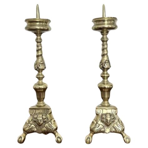 Quality Pair Of Antique Victorian Brass Candlesticks For Sale At 1stdibs