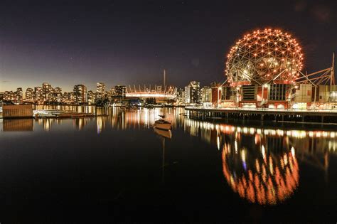 Vancouver At Night You Can Tell Christmas Is Fast Approaching The