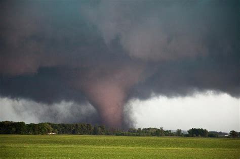 Hill) these violently rotating columns of air usually only last a few minutes, but they can be catastrophic events, lasting for more than an hour and traveling dozens of miles. Ef4 Tornado Photograph by Roger Hill/science Photo Library