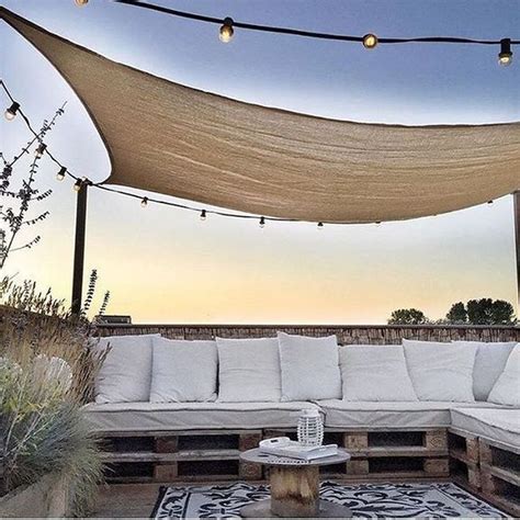 Stunning Roof Terrace Decorating Ideas That You Should Try 22 Trendecors
