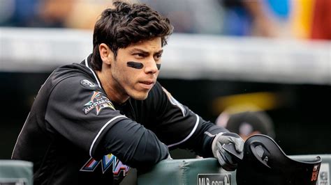 Christian Yelich Wallpapers Wallpaper Cave