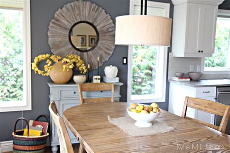 Country kitchen & dining room sets : Modern farmhouse or country style dining room with home decor