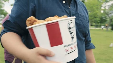 KFC Has Announced A Bucket Of Fried Chicken That Prints Polaroids
