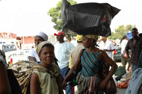 Notícias Mais De 1500 Moçambicanos Em Fuga Da Xenofobia Na África Do Sul Aipa