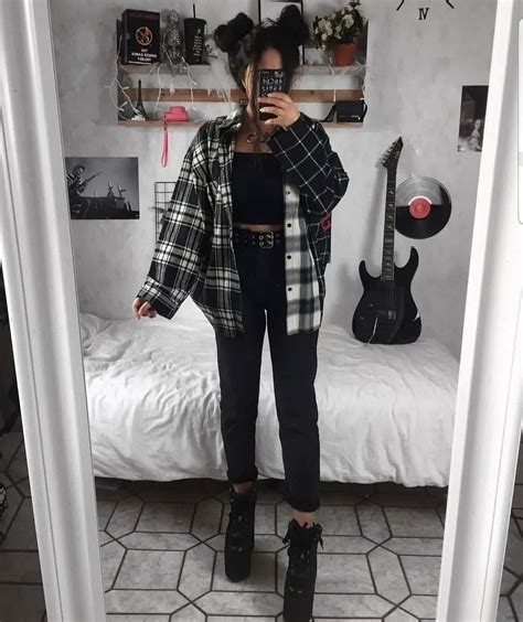 How To Style Grunge Aesthetic Outfits Everything You Need To Know