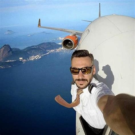 Fact Check Does This Photograph Show A Pilot Taking A Selfie Out A