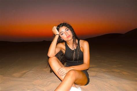 9 Hot Sexy Nour Ardakani Bikini Pics