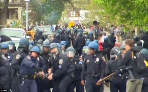 Baltimore Police And Freddie Gray Rioters Turn City Into Absolute War