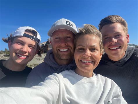 Candace Cameron Bure Gushes Over Healthy Sex Life With Valeri Bure