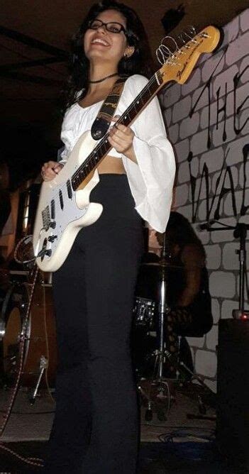 Bruna Tsuruda Prado Guitar Girl Female Guitarist Guitarist