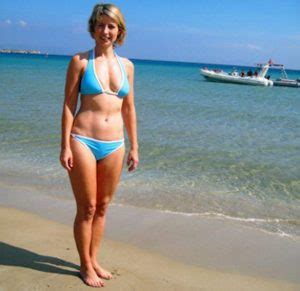 Hot And Sexy Samantha Brown Bikini Photos In Knockoutpanties