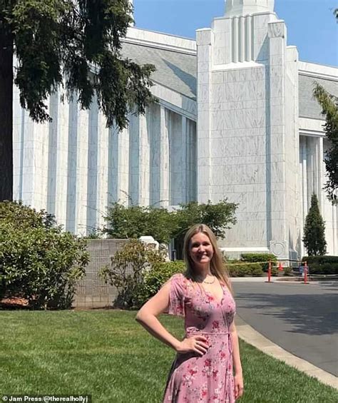 Mormon Mom Who Makes A Month On Onlyfans Forced To Choose Nudes Or Church Daily Mail