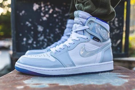 The air jordan i was the first shoe to be worn in the nba with multiple colors. On-Foot: Air Jordan 1 High Zoom 'Racer Blue' - Sneaker Freaker