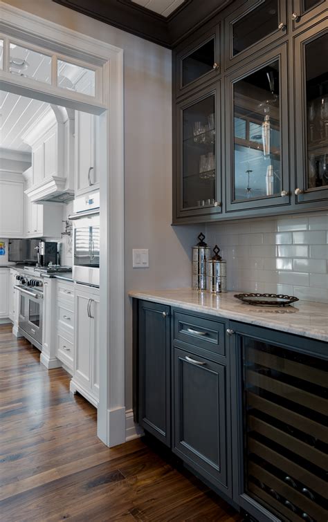 Kitchen cabinets range widely from $100 to $1,200 per linear foot. Arbor Mills High End Kitchen Cabinets - Arbor Mills