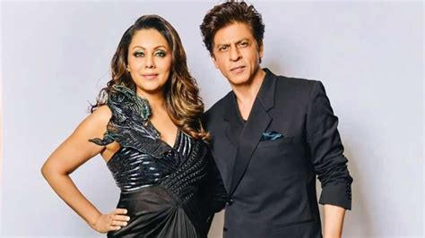 Shahrukh khan was born on 2 november 1965 in new delhi, india. Bollywood super couple Gauri and Shah Rukh Khan open their ...