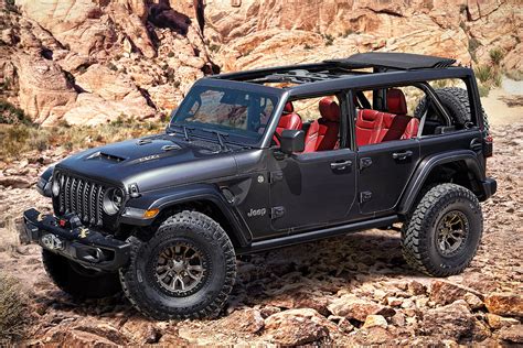 Jeep replies to the new Bronco announcing Hemi-Powered V8 Wrangler ...