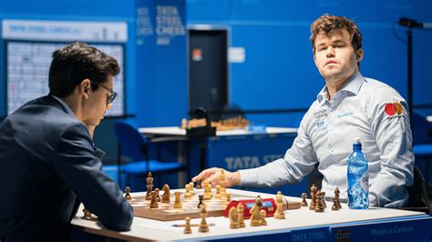 Tata Steel Chess Rodada 2 Carlsen Conquista Sua 1ª Vitória E Rapport Derrota Van Foreest